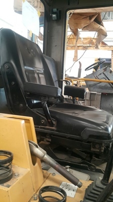 ขายรถตัก KOMATSU WA150-1 สนใจติดต่อ หนึ่ง 061-4194021