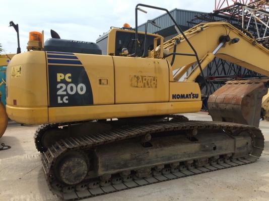ขายรถแม็คโคร KOMATSU PC200LC-8 สนใจติดต่อ หนึ่ง 061-4194021