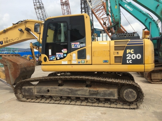 ขายรถแม็คโคร KOMATSU PC200LC-8 สนใจติดต่อ หนึ่ง 061-4194021