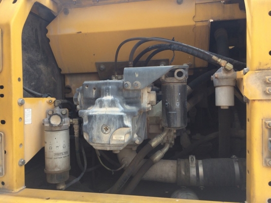 ขายรถแม็คโคร KOMATSU PC200LC-8 สนใจติดต่อ หนึ่ง 061-4194021