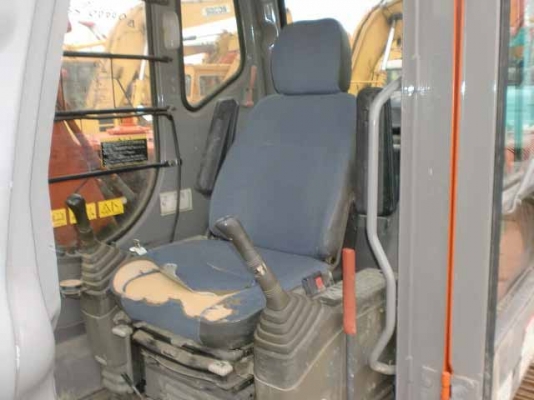 Hitachi ZX120-71334-YR2006-7544 ชม. ถึงไทยเร็ว ๆ นี้ครับ ขายไม่แพงครับ