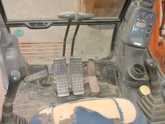 Hitachi ZX120-71334-YR2006-7544 ชม. ถึงไทยเร็ว ๆ นี้ครับ ขายไม่แพงครับ