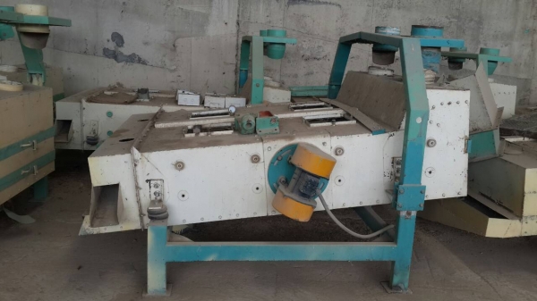 เครื่องทำความสะอาดข้าว