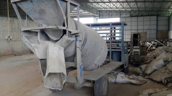 รถอีแต๋น โม่ปูน 2คิว รถอีแต๋น โม่ปูน 2คิว