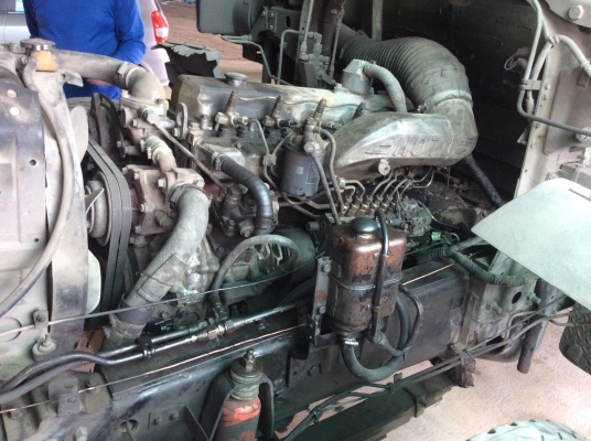 HINO 10ล้อ เพลาเดียว หัวเปอร์เฟียเครื่อง195 แรง เบรคจิ๊ฟฟี่ พวงมาลัยพาว์เวอร์  เครื่องดี ครัทซีสวย รถใช้งานอยู่  ภาษีเต็ม ขายตามสภาพ  ราคา 530,000 บาท (ศุภากร 081-1903107,081-4252943)