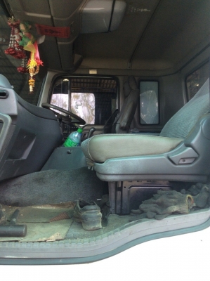 HINO 10ล้อ เพลาเดียว หัวเปอร์เฟียเครื่อง195 แรง เบรคจิ๊ฟฟี่ พวงมาลัยพาว์เวอร์  เครื่องดี ครัทซีสวย รถใช้งานอยู่  ภาษีเต็ม ขายตามสภาพ  ราคา 530,000 บาท (ศุภากร 081-1903107,081-4252943)