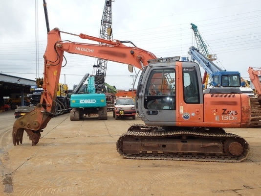 Hitachi ZX130K เก่าญี่ปุ่น พร้อมหัวบีบปูน สนใจโทร 081-858-1834