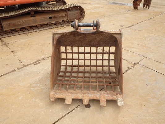 Hitachi ZX130K เก่าญี่ปุ่น พร้อมหัวบีบปูน สนใจโทร 081-858-1834