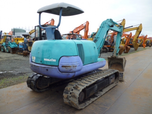 รถขุด Komatsu PC40-7E เก่าญี่ปุ่น