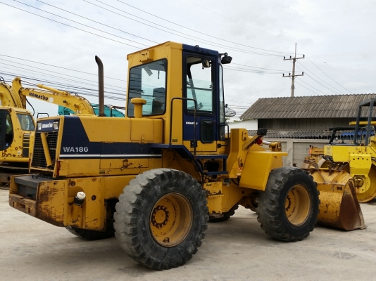 มาใหม่ !! ขายรถตักล้อยาง WA180-1 ยี่ห้อ KOMATSU นำเข้าจากต่างประเทศแท้ 100\% สภาพสวย ไม่เคยใช้งานในไท มาใหม่ !! ขายรถตักล้อยาง WA180-1 ยี่ห้อ KOMATSU นำเข้าจากต่างประเทศแท้ 100\% สภาพสวย ไม่เคยใช้งานในไท