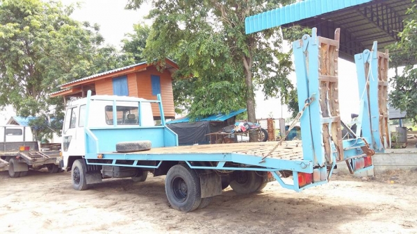 มิตซู FK415 เครื่อง6D14 ยาว 5 เมตรกว่า พร้อมใช้ กระไดไฮโดริก