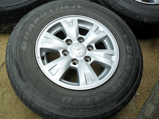 แม็กแท้ๆ ขอบ16-6รู139 พร้อมยาง ดันล็อป 245-70 R16ลงพื้นปี12 (4ล้อ 5,500บ.)