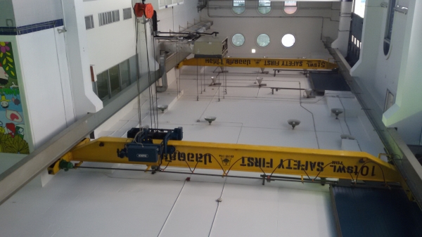 ขาย  เครนขนาด  10  ตัน