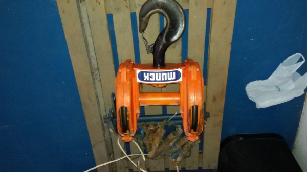 ขาย  เครนขนาด  10  ตัน