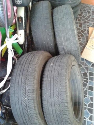 ขายล้อเดิม วีออสพร้อมยาง 2400 บาท ขายล้อเดิม วีออสพร้อมยาง 2400 บาท