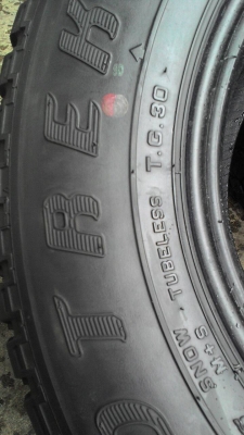 235/70R15 DUNLOP GRABDTREK มี 3 เส้น tel.081-427-3941 235/70R15 DUNLOP GRABDTREK มี 3 เส้น tel.081-427-3941