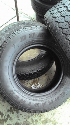 235/70R15 DUNLOP GRABDTREK มี 3 เส้น tel.081-427-3941 235/70R15 DUNLOP GRABDTREK มี 3 เส้น tel.081-427-3941