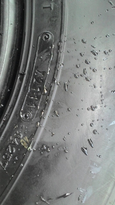 235/70R15 DUNLOP GRABDTREK มี 3 เส้น tel.081-427-3941 235/70R15 DUNLOP GRABDTREK มี 3 เส้น tel.081-427-3941