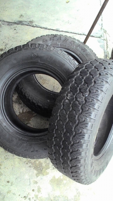 235/70R15 DUNLOP GRABDTREK มี 3 เส้น tel.081-427-3941 235/70R15 DUNLOP GRABDTREK มี 3 เส้น tel.081-427-3941