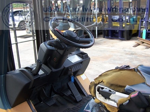 ขายรถ โฟล์คลิฟท์ TOYOTA รุ่น 7FD15