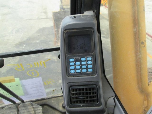 ขายด่วน รถขุด KOMATSU PC200-7 ขายด่วน รถขุด KOMATSU PC200-7