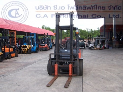 ขายรถ โฟล์คลิฟท์ TOYOTA รุ่น 8FD25