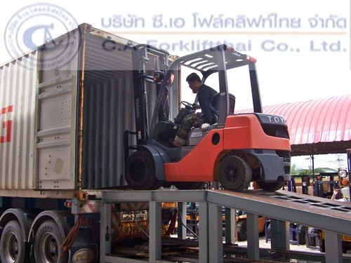 ขายรถ โฟล์คลิฟท์ TOYOTA รุ่น 8FD25