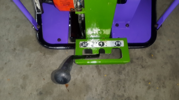 รถบรรทุกการเกษตรและก่อสร้าง