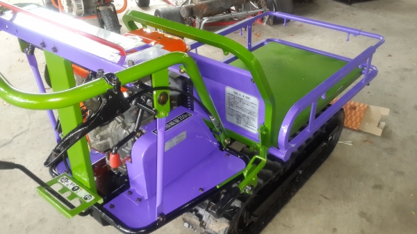 รถบรรทุกการเกษตรและก่อสร้าง