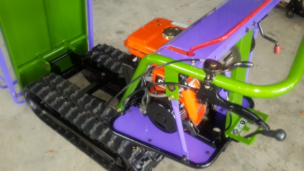 รถบรรทุกการเกษตรและก่อสร้าง