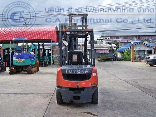 ขายรถ โฟล์คลิฟท์ TOYOTA รุ่น 8FD25