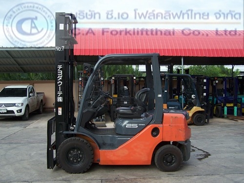 ขายรถ โฟล์คลิฟท์ TOYOTA รุ่น 8FD25