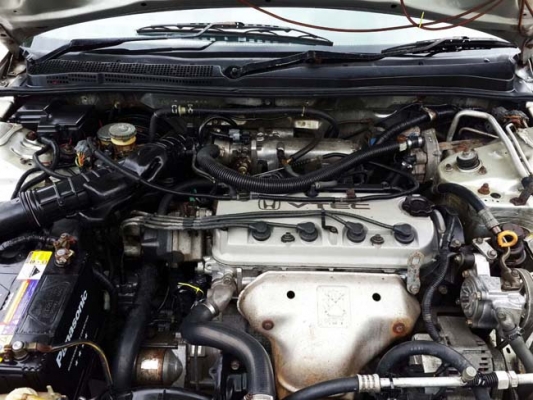 ขายสด และ รับเทิร์น  Honda accord 2.2 Vtec ปี 95 เกียร์ธรรมดา