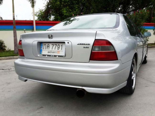 ขายสด และ รับเทิร์น  Honda accord 2.2 Vtec ปี 95 เกียร์ธรรมดา