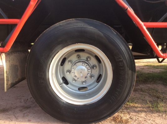 ขายรถหกล้อใหญ่ เครื่อง195แรง รถห้างแท้ ป้ายแดงมือเดียว ติดเครน3.6ตันปั๊ม5ตันแล้ว ขายรถหกล้อใหญ่ เครื่อง195แรง รถห้างแท้ ป้ายแดงมือเดียว ติดเครน3.6ตันปั๊ม5ตันแล้ว