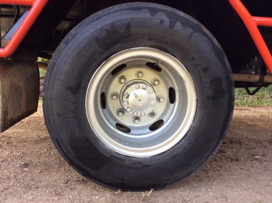 ขายรถหกล้อใหญ่ เครื่อง195แรง รถห้างแท้ ป้ายแดงมือเดียว ติดเครน3.6ตันปั๊ม5ตันแล้ว ขายรถหกล้อใหญ่ เครื่อง195แรง รถห้างแท้ ป้ายแดงมือเดียว ติดเครน3.6ตันปั๊ม5ตันแล้ว