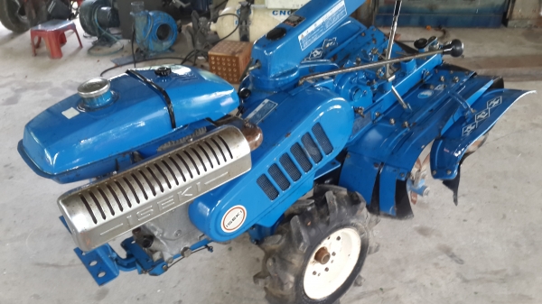 รถพรวนดิน สาดเดิน ปรับสภาพแล้วพร้อมใช้งาน รหัสสินค้า O - 9