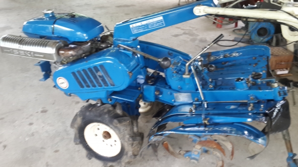 รถพรวนดิน สาดเดิน ปรับสภาพแล้วพร้อมใช้งาน รหัสสินค้า O - 9