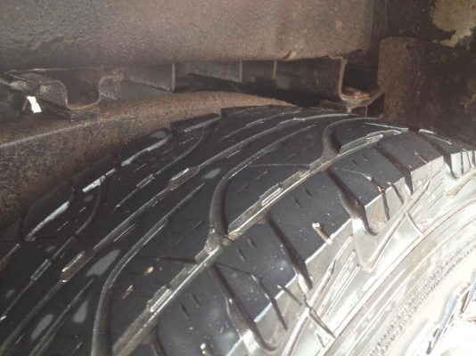 ล้อแม็ก 5รู114 พร้อมยาง 28นิ้ว สภาพสวย ล้อแม็ก 5รู114 พร้อมยาง 28นิ้ว สภาพสวย