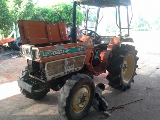 ขายครับคูโบต้า2402DTMสองเพลารถสวยไม่เคยลงนำน่าใช้มากๆ