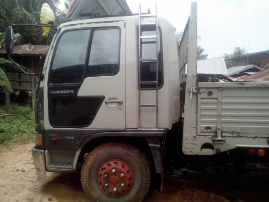 **570,000 บ.ต่อรอง/// 6ล้อHINO FD-195 สิงไฮเทค 6เมตร **ขาย HINO FD-195 สิงไฮเทค 6ล้อประกอบ ช่วงยาว 6.0ม. สภาพสวย พร้อมใช้งาน HINO FD3HJA HO7D-195HP สิงไฮเทค เครื่องเดิม เกียร์เดิม เครื่องดี แน่น แห้ง แรงดี ไม่เยิ้ม ครับ เกียร์ดี ไม่หลุด เข้าง่าย ไม่มีหอน **570,000 บ.ต่อรอง/// 6ล้อHINO FD-195 สิงไฮเทค 6เมตร **ขาย HINO FD-195 สิงไฮเทค 6ล้อประกอบ ช่วงยาว 6.0ม. สภาพสวย พร้อมใช้งาน HINO FD3HJA HO7D-195HP สิงไฮเทค เครื่องเดิม เกียร์เดิม เครื่องดี แน่น แห้ง แรงดี ไม่เยิ้ม ครับ เกียร์ดี ไม่หลุด เข้าง่าย ไม่มีหอน