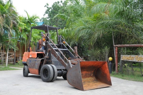 ขายรถตักTOYOTA เบนซิล สวยเดิมจากญี่ปุ่น ยังไม่เคยใช้ในไทย 135,000เท่านั้น!!