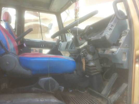 **670,000 บ.ต่อรอง/// 10ล้อ2เพลา ROCKY-185 เทนเลอร์ รถเกี่ยว/แบคโฮ **ขาย ISUZU ROCKY-185 HP 10ล้อท้ายลาด 2เพลา ขนแบคโฮ PC120/150 และรถเกี่ยว สภาพพร้อมใช้ ISUZU ROCKY ร็อคเล็ก(คัสซี343xxxx) วางเครื่องHO7C-185HP ลงเล่ม ครบ เครื่องดี สตาร์ทง่าย แน่น ดี แรงดี