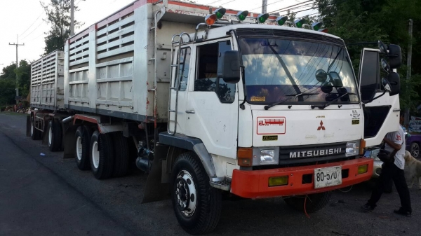 ขายด่วนไอ้หลงโบ220แรงสองเพลาดั้มแม่ลูกๆ2เพลาสภาพพ้รอมใช้สุดๆจัดแนนท์ได้8-9แสนโทร0843923995 ขายด่วนไอ้หลงโบ220แรงสองเพลาดั้มแม่ลูกๆ2เพลาสภาพพ้รอมใช้สุดๆจัดแนนท์ได้8-9แสนโทร0843923995