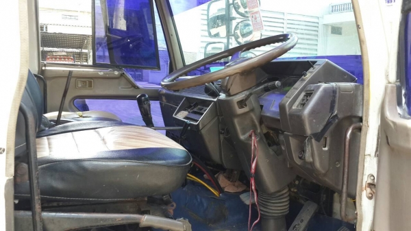 ขายด่วนไอ้หลงโบ220แรงสองเพลาดั้มแม่ลูกๆ2เพลาสภาพพ้รอมใช้สุดๆจัดแนนท์ได้8-9แสนโทร0843923995 ขายด่วนไอ้หลงโบ220แรงสองเพลาดั้มแม่ลูกๆ2เพลาสภาพพ้รอมใช้สุดๆจัดแนนท์ได้8-9แสนโทร0843923995