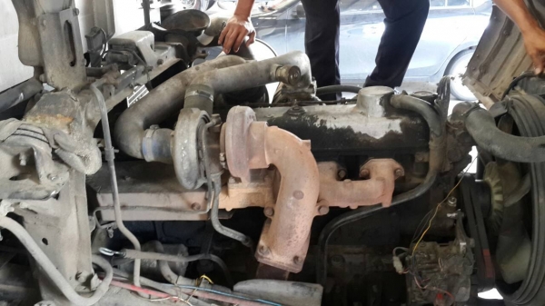 ขายด่วนไอ้หลงโบ220แรงสองเพลาดั้มแม่ลูกๆ2เพลาสภาพพ้รอมใช้สุดๆจัดแนนท์ได้8-9แสนโทร0843923995 ขายด่วนไอ้หลงโบ220แรงสองเพลาดั้มแม่ลูกๆ2เพลาสภาพพ้รอมใช้สุดๆจัดแนนท์ได้8-9แสนโทร0843923995