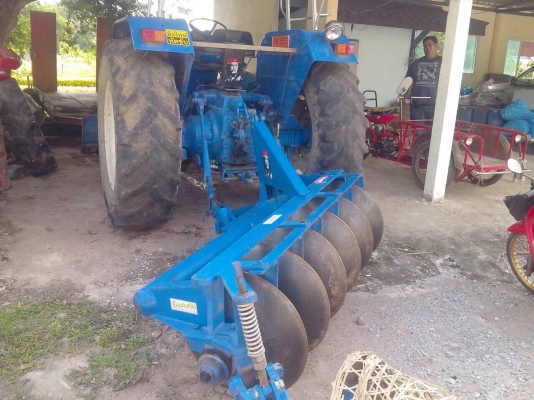 ขายรถไถ FORD 6006 T5 เต็มสูตร ใหม่กิ๊ก รถปี 2556  พร้อมโอนให้ทุกอย่างที่มี ด่วนๆนะครับ