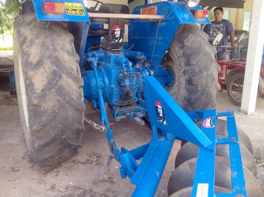 ขายรถไถ FORD 6006 T5 เต็มสูตร ใหม่กิ๊ก รถปี 2556  พร้อมโอนให้ทุกอย่างที่มี ด่วนๆนะครับ