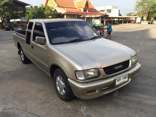 Dragon 1997 SLX เครื่อง2500 กระจกไฟฟ้า เบาะกำมะหยี่ พวงมาลัยเพาเวอร์ ไม่มีชนหนัดชก