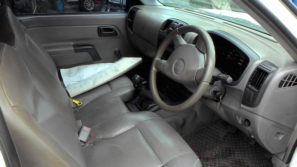 ขาย Dmax ตอนเดียว ปี 2004 เครื่อง 2.5 แอร์เย็น ช่วงล่างดี เครื่องดี พร้อมใช้งาน  จัดไฟเน้นได้ท่วม 170,000-180,000 เอกสารครบพร้อมโอน ดูรถได้ที่ สมุปราการ บางปู ซอยวิทยุการบิน ขอเสนอขายในราคา 150,000 บาท ราคาคุยกันได้ครับ สนใจติดต่อ 0816281835  ครับ